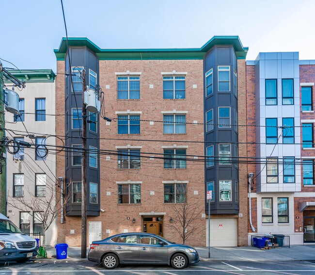 505 Monroe St in Hoboken, NJ - Building Photo - Building Photo