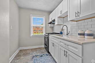 New Port Landing in Portsmouth, VA - Building Photo - Building Photo