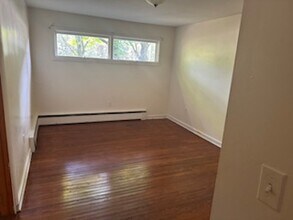1348 NY-28, Unit 3 in West Hurley, NY - Building Photo - Building Photo