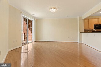 400 Cameron Station Blvd in Alexandria, VA - Building Photo - Building Photo