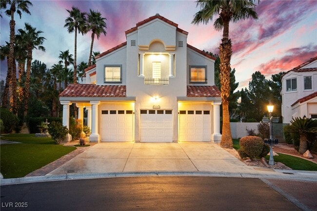 property at 2608 Sun Reef Rd