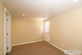 320 7th St in Ramona, CA - Building Photo - Building Photo