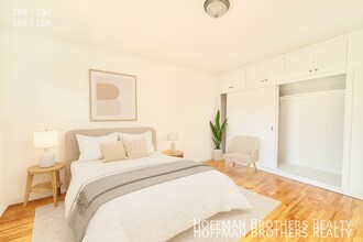 11153 1/2 La Maida St in Los Angeles, CA - Foto de edificio - Building Photo