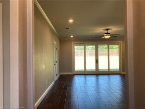8000 Jepsen Dr in Fort Smith, AR - Building Photo - Building Photo