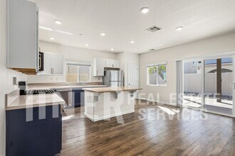 22 Tulip Ridge Ct. in Sacramento, CA - Building Photo - Building Photo