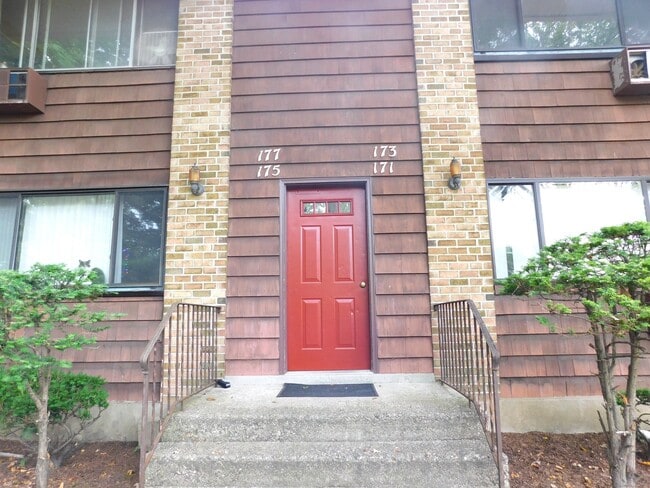property at 173 Kennedy Dr