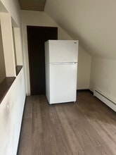 8 Fox Terrace in Poughkeepsie, NY - Building Photo - Building Photo
