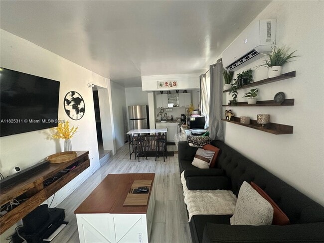 510 NW 146th St in Miami, FL - Building Photo - Building Photo