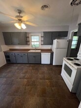 1718 Sweetser Ave in Evansville, IN - Building Photo - Building Photo
