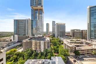 360 Nueces St in Austin, TX - Building Photo - Building Photo