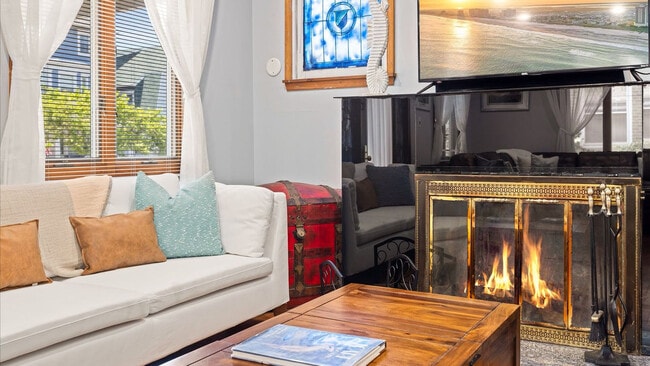 27 S Oakland Ave, Unit SI ID1309010P in Ventnor City, NJ - Foto de edificio - Building Photo