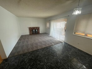 20425 Tobira Ln in Riverside, CA - Building Photo - Building Photo