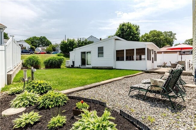 property at 2 Ann St