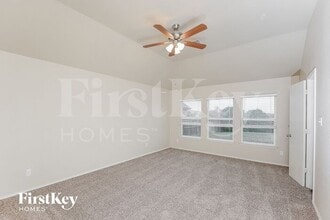 5121 Meandering Creek Ct in Fort Worth, TX - Building Photo - Building Photo