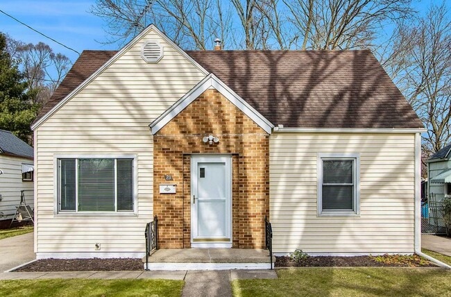 property at 21 Verona Ave