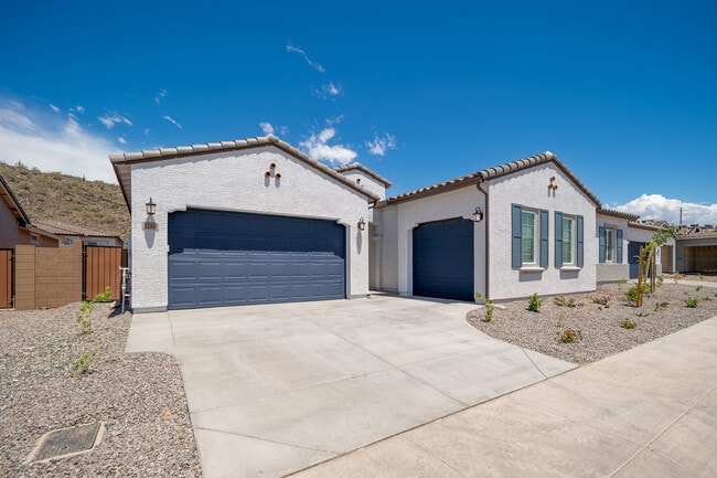 3264 W Peak View Rd in Phoenix, AZ - Foto de edificio - Building Photo