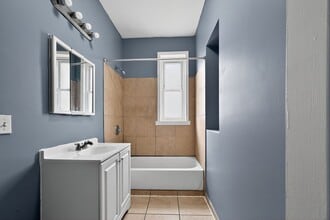 3542 W 24th St, Unit 2 in Chicago, IL - Foto de edificio - Building Photo