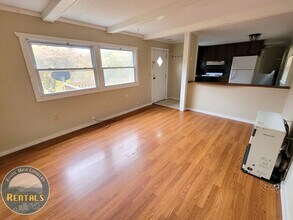 1387 Sugar Mountain 2 Rd in Newland, NC - Building Photo - Building Photo