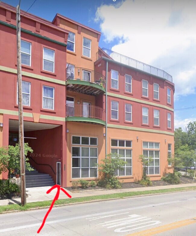 2415 Brownsboro Rd in Louisville, KY - Building Photo - Building Photo