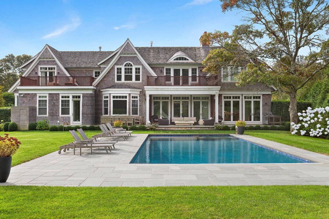 16 Ranch Ct in Sagaponack, NY - Foto de edificio