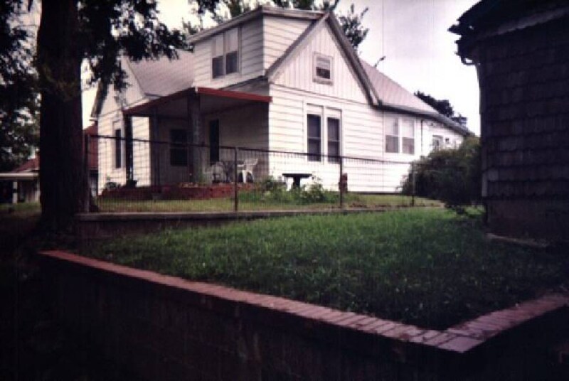 2319 S 18th St in St. Joseph, MO - Building Photo