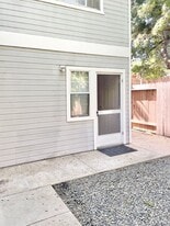 362 Ralcam Pl in Costa Mesa, CA - Building Photo