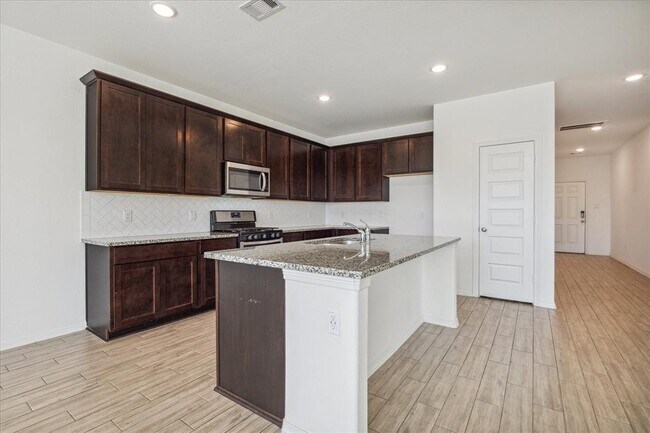 23007 Forebear Dr in Katy, TX - Building Photo - Building Photo