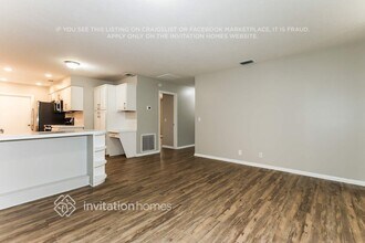 270 Van Gogh Cir in Brandon, FL - Building Photo - Building Photo