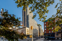 Carnegie Hill Place in New York, NY - Foto de edificio - Building Photo