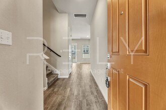 1015 Vista View Dr in Georgetown, TX - Foto de edificio - Building Photo