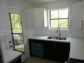 10500 SW 155th Ct in Miami, FL - Building Photo - Building Photo