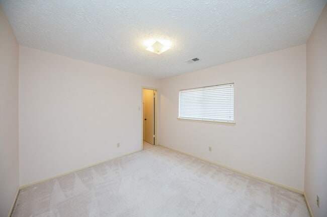 property at 13211 Rosstown Dr