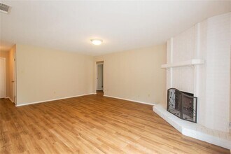 7708 Wakefield Dr in Austin, TX - Building Photo - Building Photo