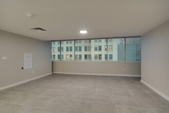 800 8th St, Unit 9 in Wichita Falls, TX - Foto de edificio - Building Photo