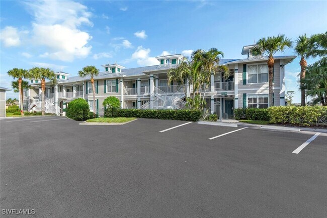 7895 Mahogany Run Ln in Naples, FL - Foto de edificio - Building Photo