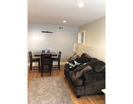 604 Dorchester Ave-Unit -B in Boston, MA - Building Photo - Building Photo