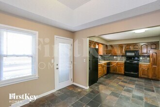3720 NE Antioch Rd in Kansas City, MO - Building Photo - Building Photo