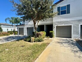 1560 Cassius St in Lutz, FL - Building Photo