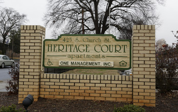 Heritage Court in Spartanburg, SC - Foto de edificio - Building Photo