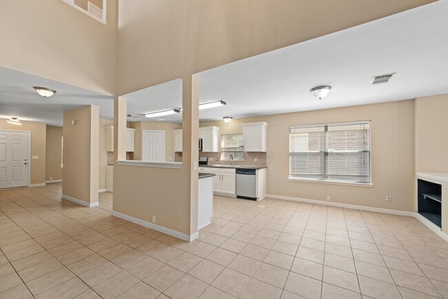 10211 E Summit Canyon Dr