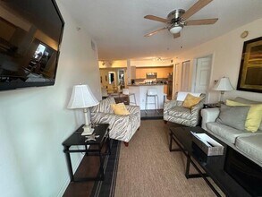615 Villa Cir in Boynton Beach, FL - Building Photo - Building Photo