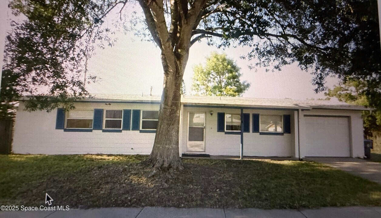 3080 Rosemarie Dr in Titusville, FL - Building Photo