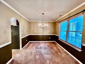 312 Tarneywood Dr in Chesapeake, VA - Building Photo - Building Photo