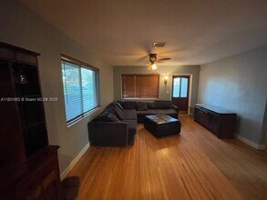 2530 Fillmore St in Hollywood, FL - Building Photo - Building Photo