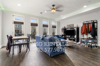 1435 Tremont St, Unit 1 in Boston, MA - Building Photo - Building Photo