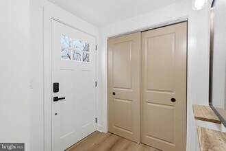 7803 Monroe Ave in Bristol, PA - Building Photo - Building Photo