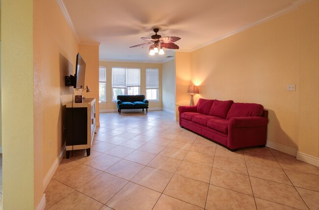 2713 Via Murano in Clearwater, FL - Building Photo - Building Photo