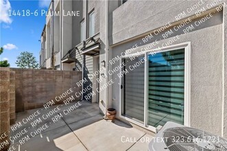 14418 Plum Ln in Gardena, CA - Foto de edificio - Building Photo