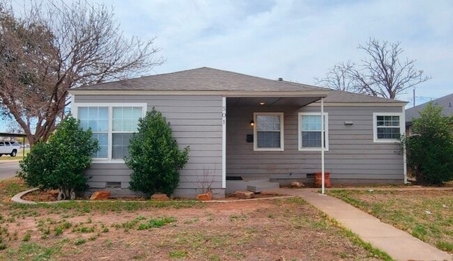 property at 501 W Cuthbert Ave