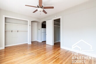 837 W Wolfram St in Chicago, IL - Building Photo - Building Photo